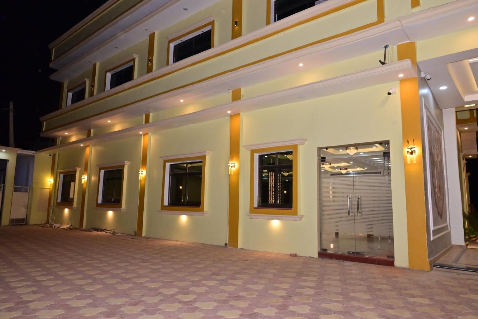 Amber Palace Ayodhya Exterior foto